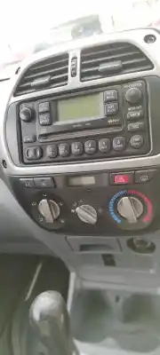 Scrapping Vehicle toyota rav4 (a2) 2.0 d-4d 4wd of the year 2002 powered 1cd-ftv