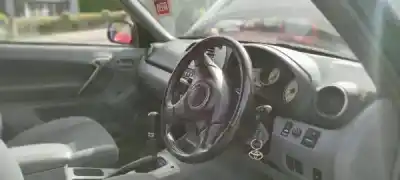 Scrapping Vehicle toyota rav4 (a2) 2.0 d-4d 4wd of the year 2002 powered 1cd-ftv