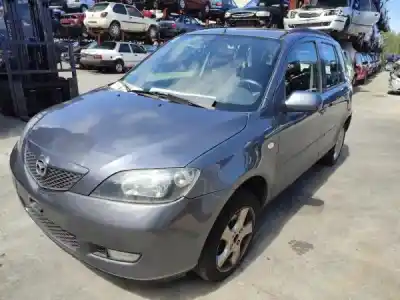 Veículo de Sucata mazda 2 (dy) 1.2 do ano 2003 alimentado fuja
