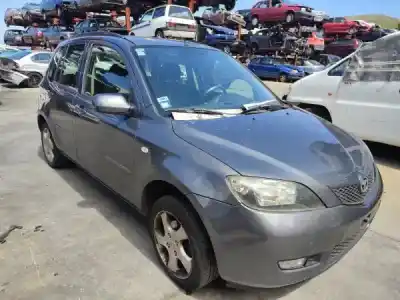 Veículo de Sucata mazda 2 (dy) 1.2 do ano 2003 alimentado fuja
