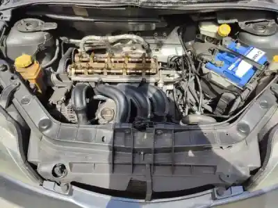 Veículo de Sucata mazda 2 (dy) 1.2 do ano 2003 alimentado fuja