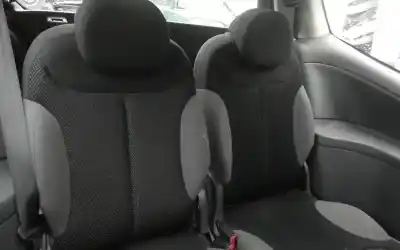 Veículo de Sucata citroen c2 (jm_) 1.6 do ano 2004 alimentado 