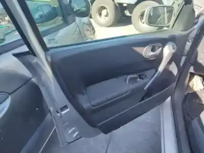 Véhicule à la ferraille renault megane ii break (km0/1_) 1.5 dci (km02. km13) gasóleo 2004 5p de l'année 2009 alimenté k9k 732