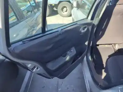 Véhicule à la ferraille renault megane ii break (km0/1_) 1.5 dci (km02. km13) gasóleo 2004 5p de l'année 2009 alimenté k9k 732