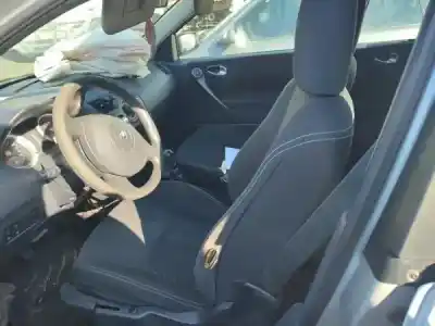 Véhicule à la ferraille renault megane ii break (km0/1_) 1.5 dci (km02. km13) gasóleo 2004 5p de l'année 2009 alimenté k9k 732