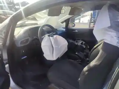 Veículo de Sucata opel corsa e x15 1.3 cdti 08. 68 do ano 2024 alimentado 