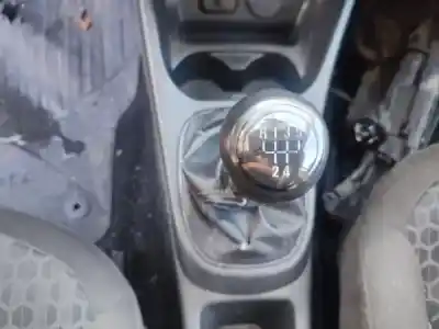 Veículo de Sucata opel corsa e x15 1.3 cdti 08. 68 do ano 2024 alimentado 