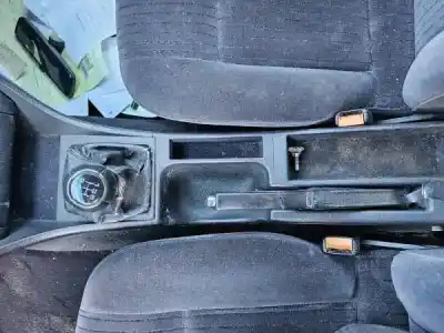 Veículo de Sucata audi 100 avant (4a, c4) 2.0 do ano 1992 alimentado 