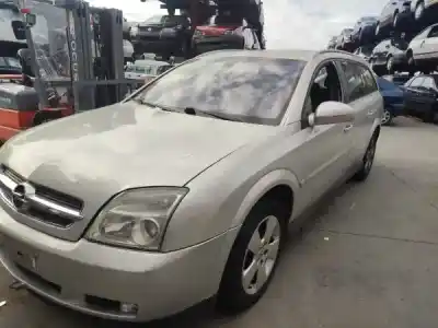 Veicolo di demolizione opel vectra c gts (z02) 1.9 cdti (f68) dell'anno 2004 alimentato z 19 dth