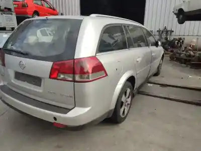 Veicolo di demolizione opel vectra c gts (z02) 1.9 cdti (f68) dell'anno 2004 alimentato z 19 dth