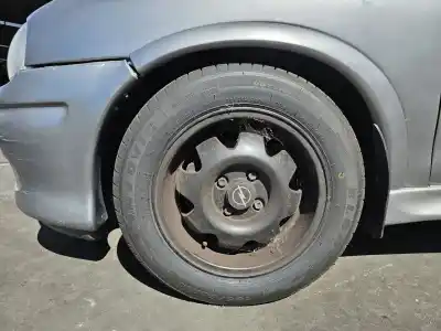 Veicolo di demolizione opel corsa b (s93) 1.4 i 16v (f08 f68 m68) dell'anno 1995 alimentato x 14 xe Veicolo di demolizione opel corsa b (s93) 1.4 i 16v (f08 f68 m68) dell'anno 1995 alimentato x 14 xe