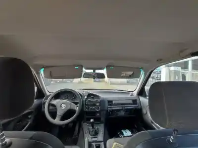 Scrapping Vehicle bmw 3 (e36) 318 tds of the year 1996 powered m41 d17 (174t1)