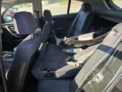 Sloopvoertuig bmw 1 (e87) 118 d van het jaar 2012 aangedreven n47 d20 a|n47 d20 c