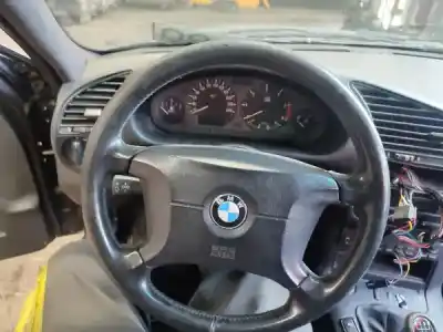 Scrapping Vehicle bmw 3 touring (e36) 318 tds of the year 1996 powered m41 d17 (174t1)