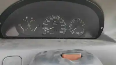 Здавання транспортного засобу fiat punto (176_) 75 1.2 року 1994 потужний 176 a8.000