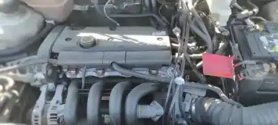 Veículo de Sucata ford fiesta iv (ja_, jb_) 1.25 i 16v gasolina 1998 5p do ano 1999 alimentado 