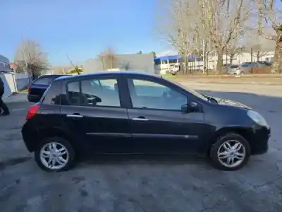 Здавання транспортного засобу renault clio iii (br0/1, cr0/1) 1.2 16v (br02 br0j br11 cr02 cr0j cr11) року 2006 потужний d4f 764