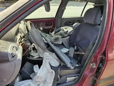 Veículo de Sucata renault clio ii (bb_, cb_) 1.2 (bb0a bb0f bb10 bb1k bb28 bb2d bb2h cb0a.... do ano 1998 alimentado d7f 710|d7f 720|d7f 722|d7f 726|d7f 744|d7f 746|d7