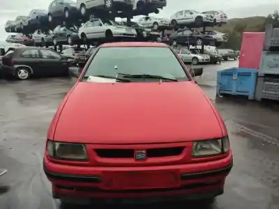 Veículo de Sucata seat ibiza ii (6k1) 1.4 i do ano 1994 alimentado 0