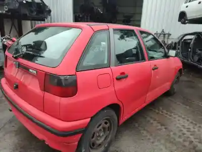 Veículo de Sucata seat ibiza ii (6k1) 1.4 i do ano 1994 alimentado 0