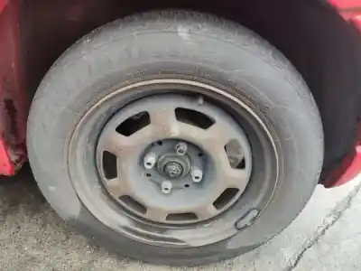 Veículo de Sucata seat ibiza ii (6k1) 1.4 i do ano 1994 alimentado 0