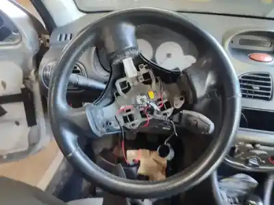 Veículo de Sucata peugeot 206 (2a/c) 1.1 gasolina 5p do ano 2003 alimentado hfx (tu1jp)