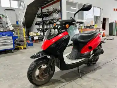Véhicule à la ferraille KYMCO TOP  de l'année 1997 alimenté 