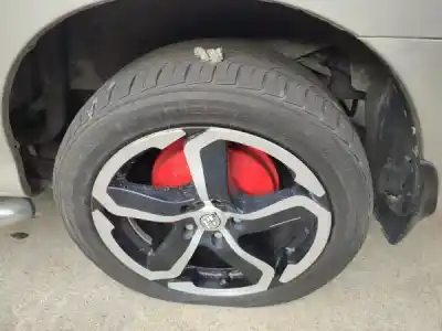 Veículo de Sucata kia carnival i (up) 2.9 td do ano 2000 alimentado j3