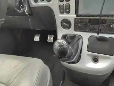 Veículo de Sucata kia carnival i (up) 2.9 td do ano 2000 alimentado j3