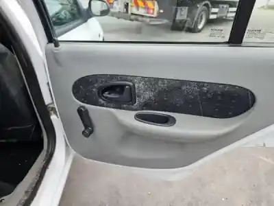 Veículo de Sucata renault clio ii (bb_, cb_) 1.5 dci (b/cb07) do ano 2001 alimentado k9k 704