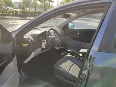 Véhicule à la ferraille kia ceed sw (ed) 1.4 de l'année 2008 alimenté g4fa