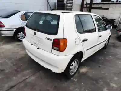 Здавання транспортного засобу volkswagen polo van furgoneta/hatchback (6n1) 1.0 року 1996 потужний aev