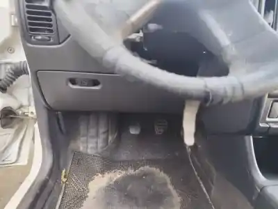 Здавання транспортного засобу volkswagen polo van furgoneta/hatchback (6n1) 1.0 року 1996 потужний aev