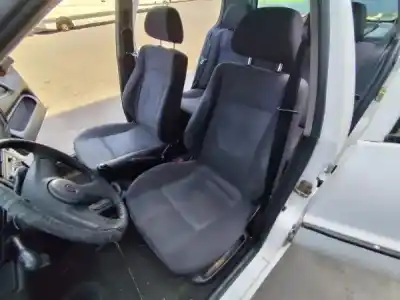 Здавання транспортного засобу volkswagen polo van furgoneta/hatchback (6n1) 1.0 року 1996 потужний aev