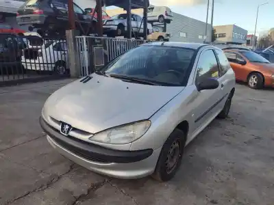 Здавання транспортного засобу PEUGEOT 206 (2A/C)  року 2000 потужний WJY (DW8B)|WJZ (DW8)