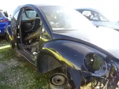 Veículo de Sucata volkswagen new beetle (9c1/1c1) 2.0 do ano 2006 alimentado aqy