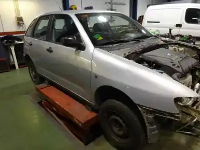 Verschrottungsfahrzeug SEAT IBIZA (6K1) 1.4 des Jahres 2000 angetrieben AKK