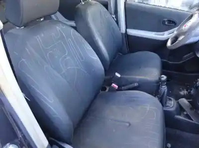 Veículo de Sucata toyota yaris 1.4 turbodiesel cat do ano 2010 alimentado 1nd