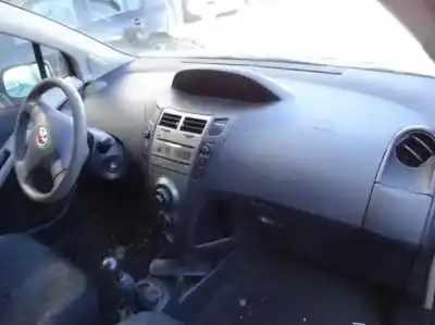 Veículo de Sucata toyota yaris 1.4 turbodiesel cat do ano 2010 alimentado 1nd