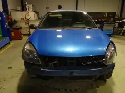 Здавання транспортного засобу RENAULT CLIO II FASE II (B/CB0) 1.2 року 2002 потужний D7F G7