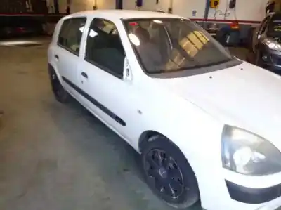 Vehicul casat renault clio ii fase ii (b/cb0) 1.5 dci diesel 65 cv / 48 kw al anului 2002 alimentat k9k a7