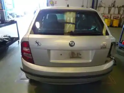 Veículo de Sucata skoda fabia (6y2/6y3) 1.9 sdi cat (asy) do ano 2001 alimentado asy