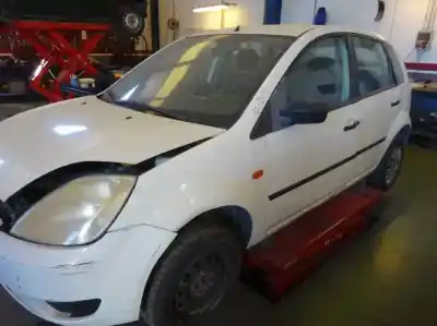 Veículo de Sucata ford fiesta (cbk) 1.4 tdci cat do ano 2003 alimentado f6ja