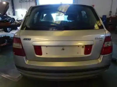 Veículo de Sucata fiat stilo multi wagon (192) 1.6 16v do ano 2002 alimentado 182b6000