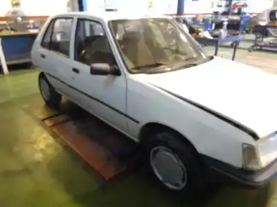 Veículo de Sucata peugeot 205 berlina 1.1 junior do ano 1992 alimentado h1a