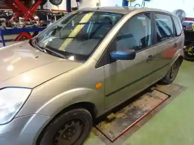 Veículo de Sucata ford fiesta (cbk) 1.4 tdci cat do ano 2003 alimentado f6ja