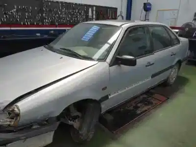 Veículo de Sucata volkswagen passat berlina (3a2) 1.9 tdi do ano 2000 alimentado 1z
