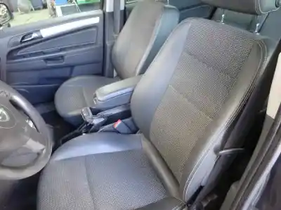 Scrapping Vehicle opel zafira b 1.8 16v of the year 2011 powered a18xer