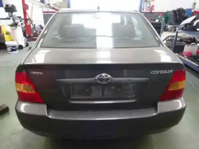 Sloopvoertuig toyota corolla (_e12_) 1.6 vvt-i (zze121_) van het jaar 2002 aangedreven 3zz-fe