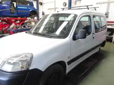 Veículo de Sucata peugeot                                            partner (s2)                                                                                                                                                                                                                                               combi pro                                                                                                                                                                                                                                                  do ano 2003 alimentado wjy